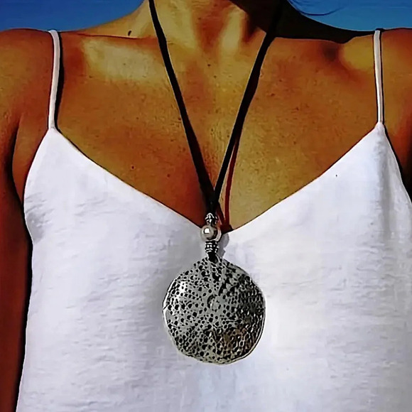 Silver Shell Boho Tribal Necklace - Picture 2 of 5